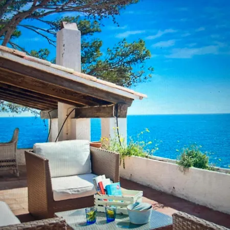 Casa Fico 100-300 * Palafrugell
